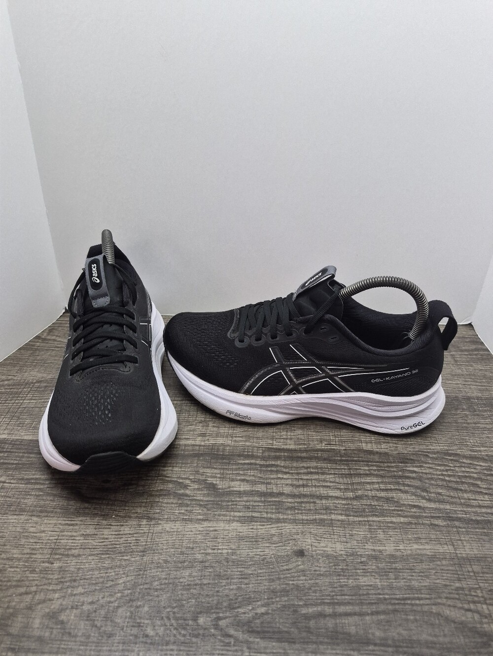 Asics Gel-Kayano 32 Max Cushion Womens 7.5 Black Running Shoes Sneakers